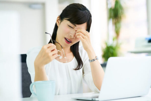 仕事がキャパオーバーぎみの女性